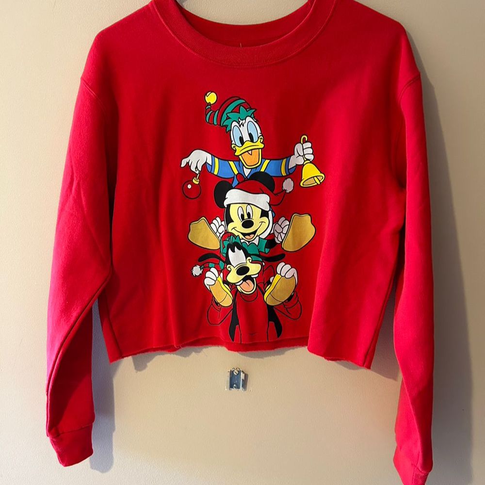 Disney Mickey and Friends Red Cropped Sweatshirt Women's Large Cotton Blend
